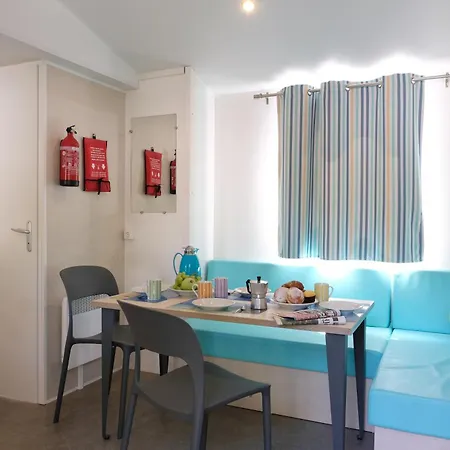 Happy Camp Mobile Homes In Castello Camping & Summer Resort Neos Marmaras Exterior photo