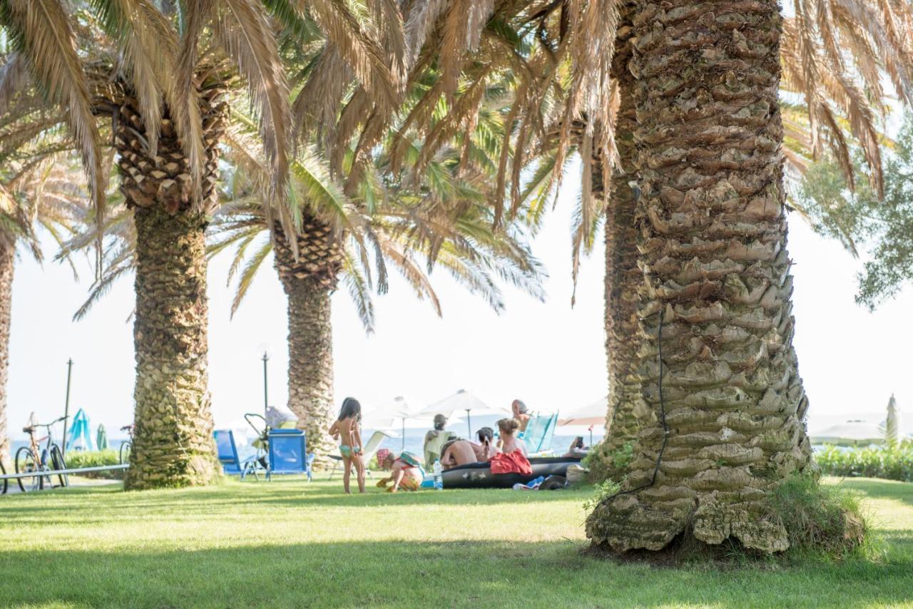 Camping Happy Camp Mobile Homes In Castello & Summer