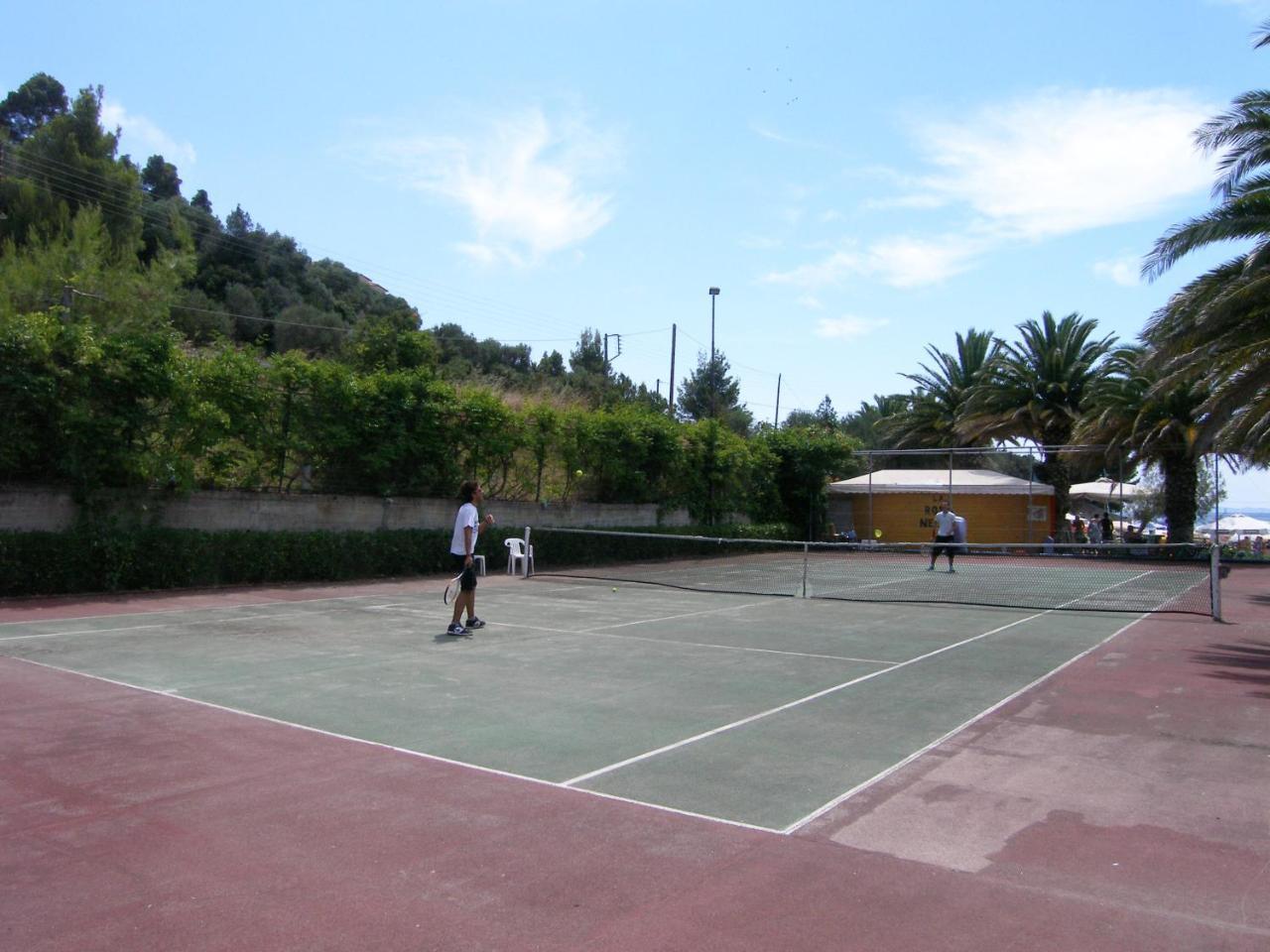 Campsite Happy Camp Mobile Homes In Castello & Summer Neos Marmaras